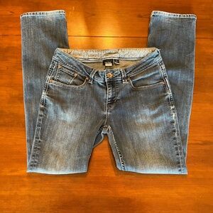 Marmot Women’s Jeans medium denim wash straight leg  size 10